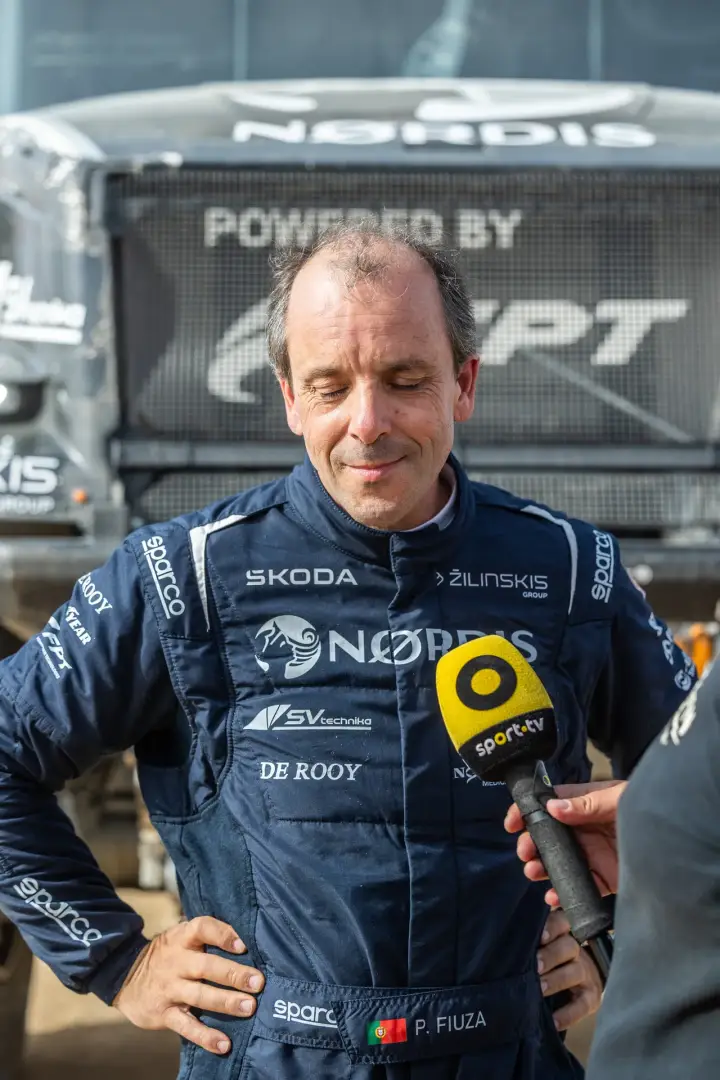 Dakar Rally 2026: Paulo Fiuza eyes closed during Sport TV interview